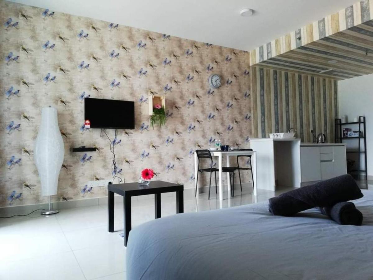 Peanut Butter Homestay - Trefoil Setia Alam Shah Alam Luaran gambar