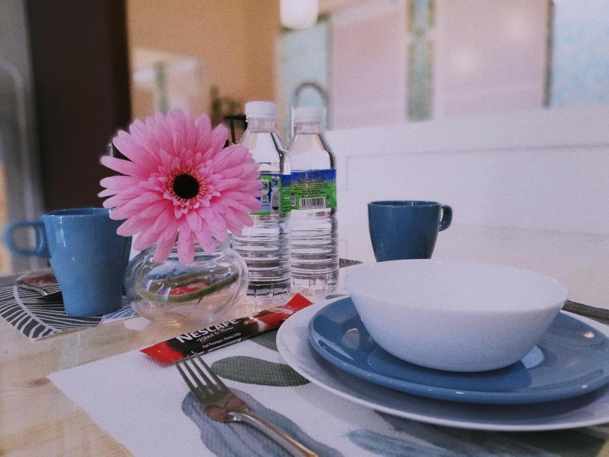 Peanut Butter Homestay - Trefoil Setia Alam Shah Alam Luaran gambar